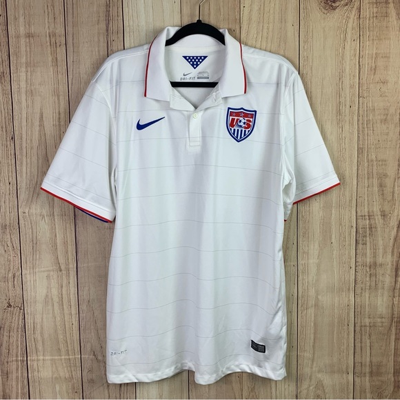 Nike‎ Men's White Soccer Jersey with Blue and Red Accents - Picture 1 of 7